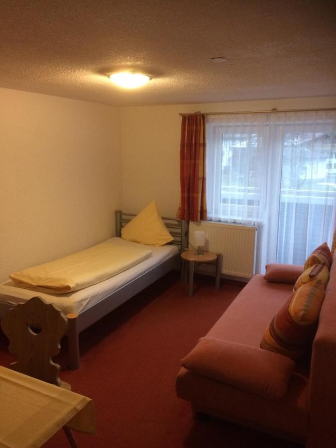 Single Room with Shower,1013695015:JPEG