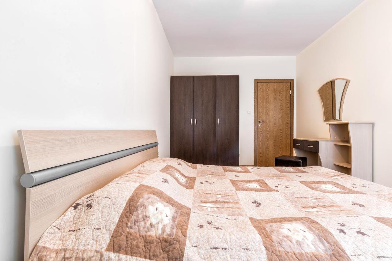 One-Bedroom Apartment Balcony