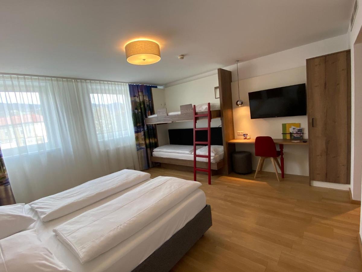 Vierbettzimmer