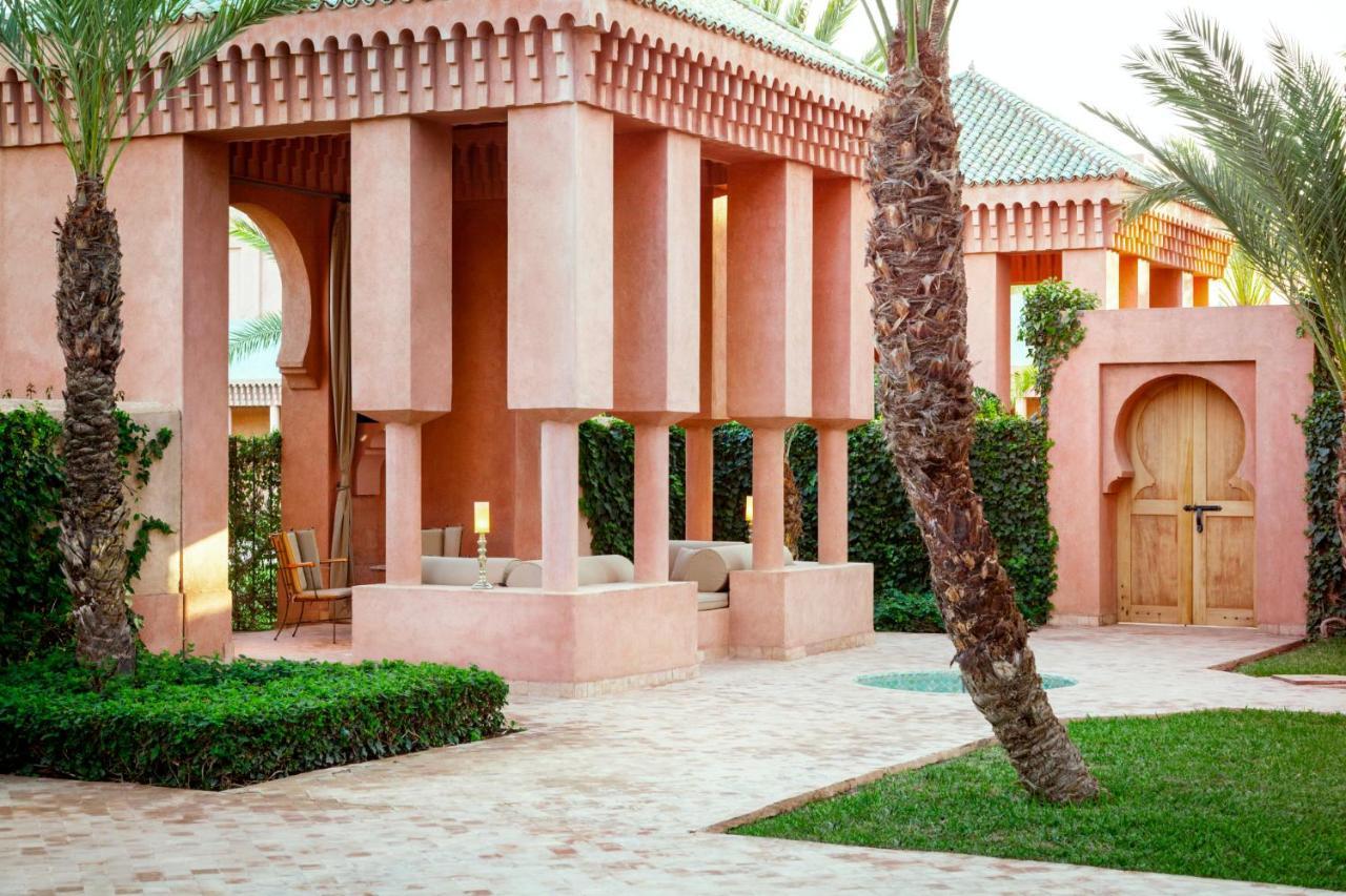 Villa com Piscina Privada
