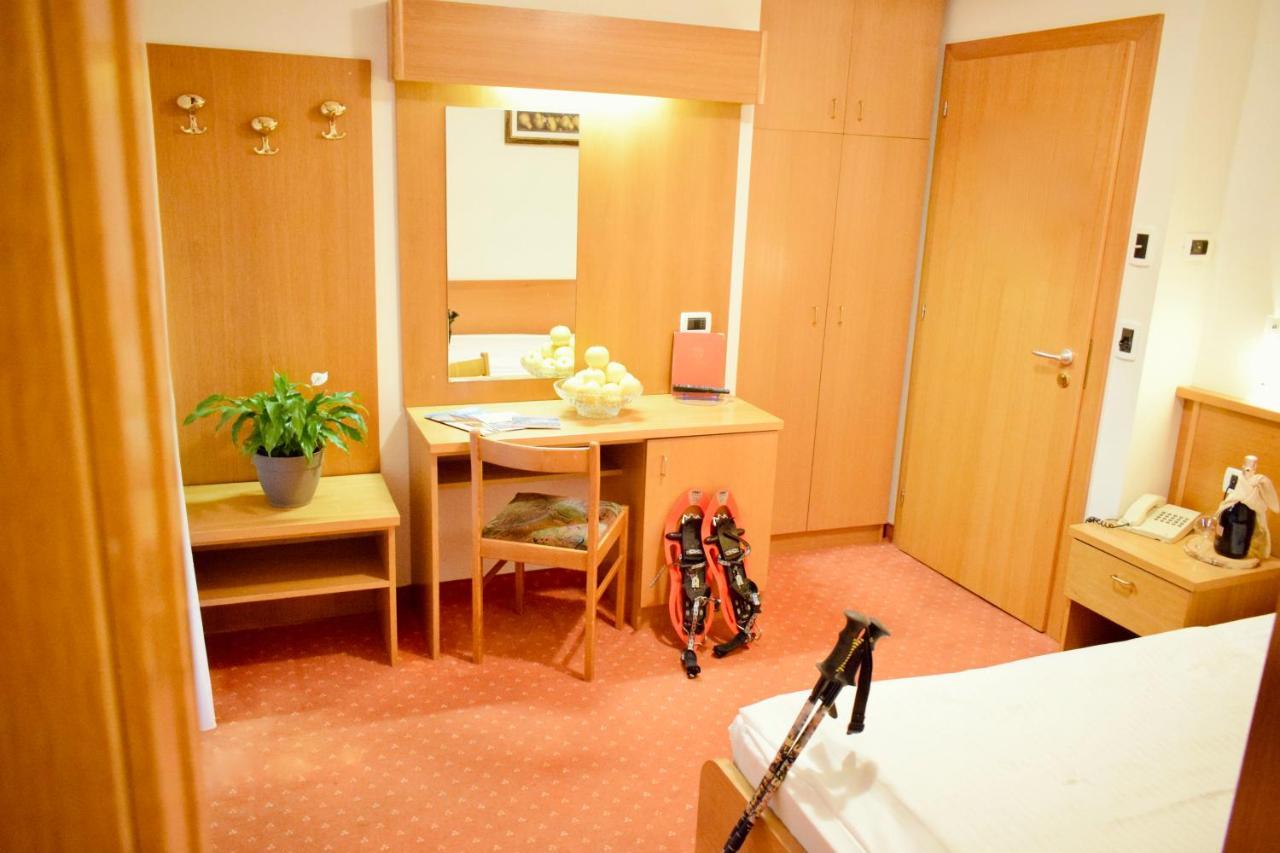 Single Room Balcony
