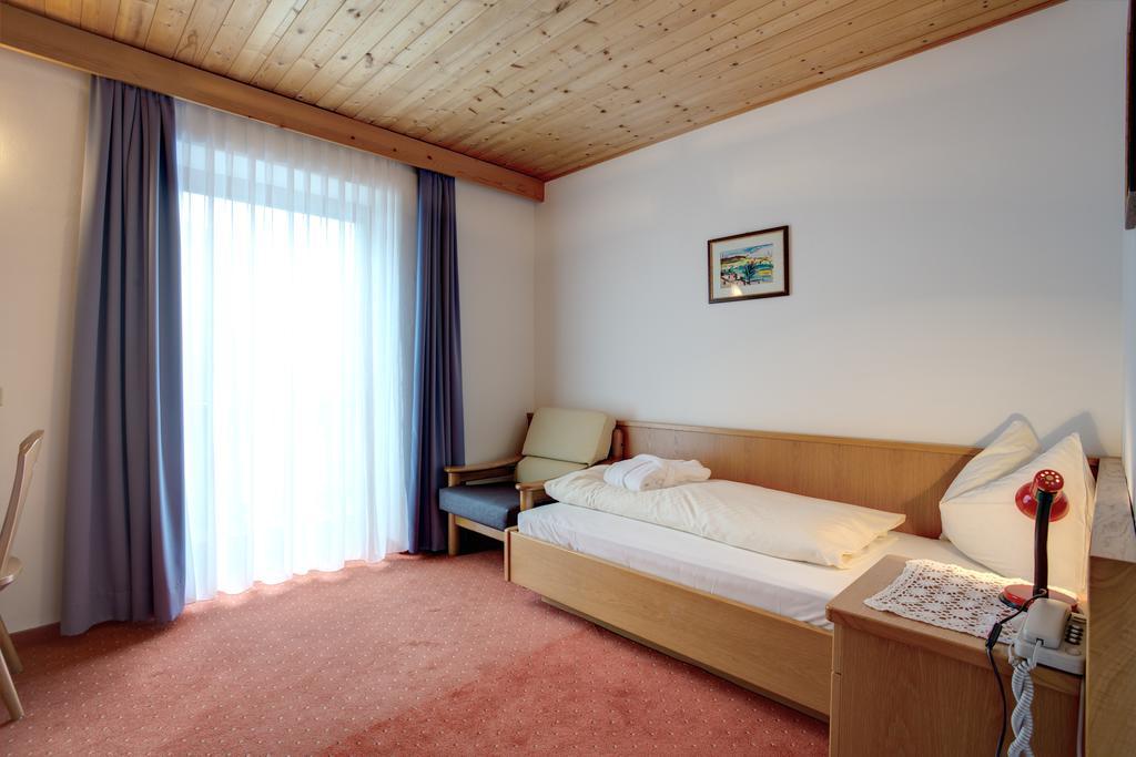 Standard Single Room,1589180514:JPEG