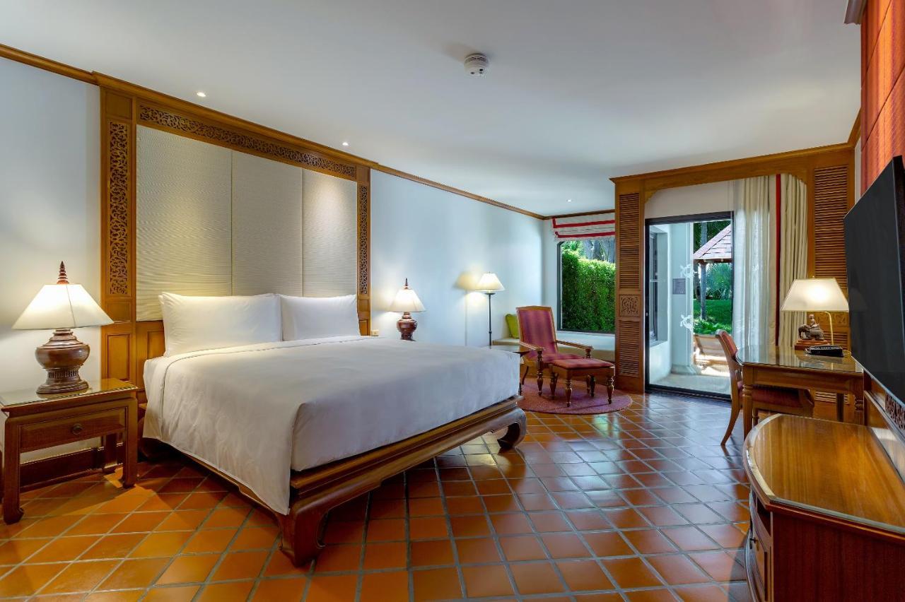 Grande Premium Zimmer mit Kingsize-Bett, Poolblick und Zugang zum Pool