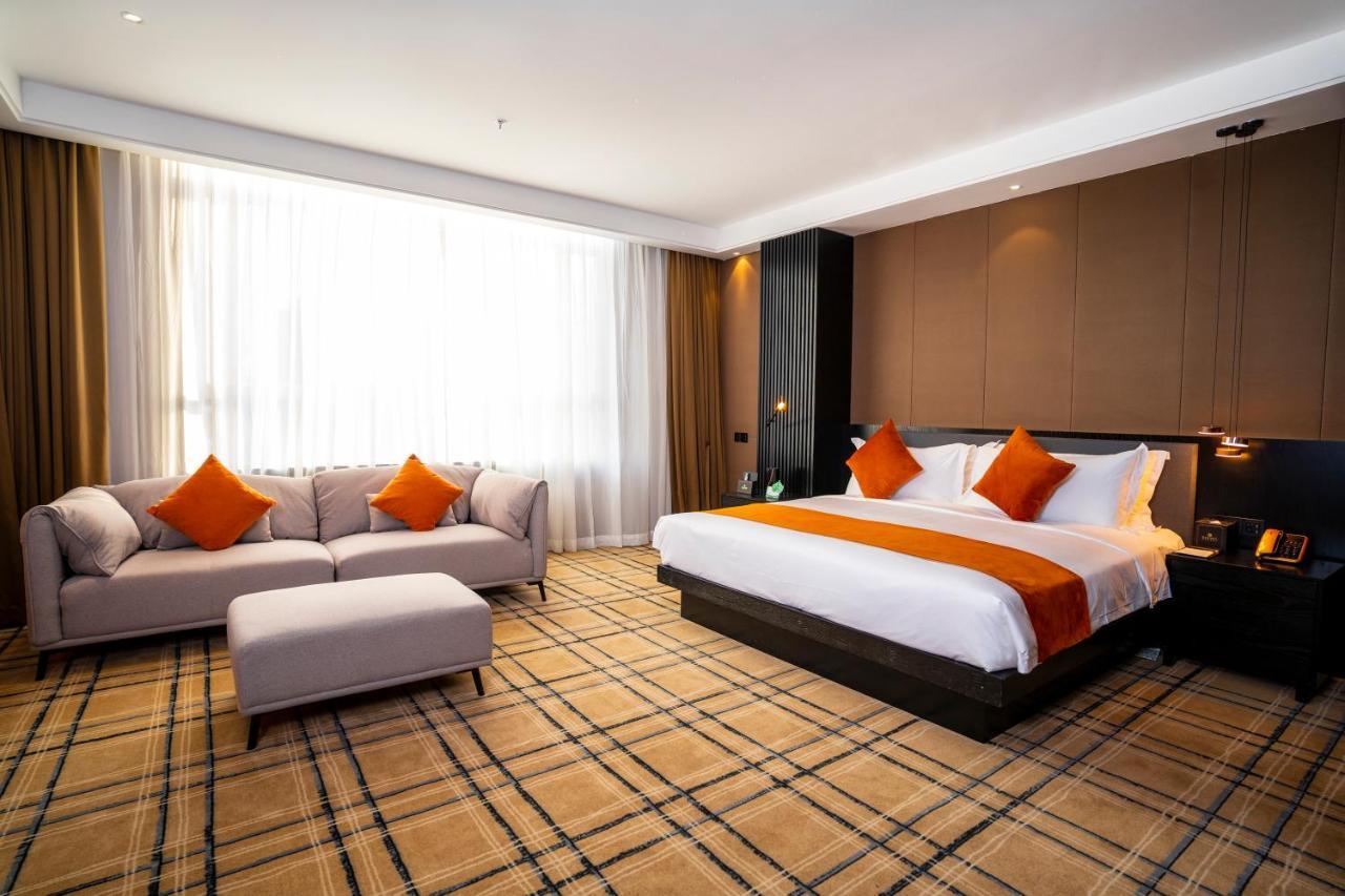 Executive Suite King