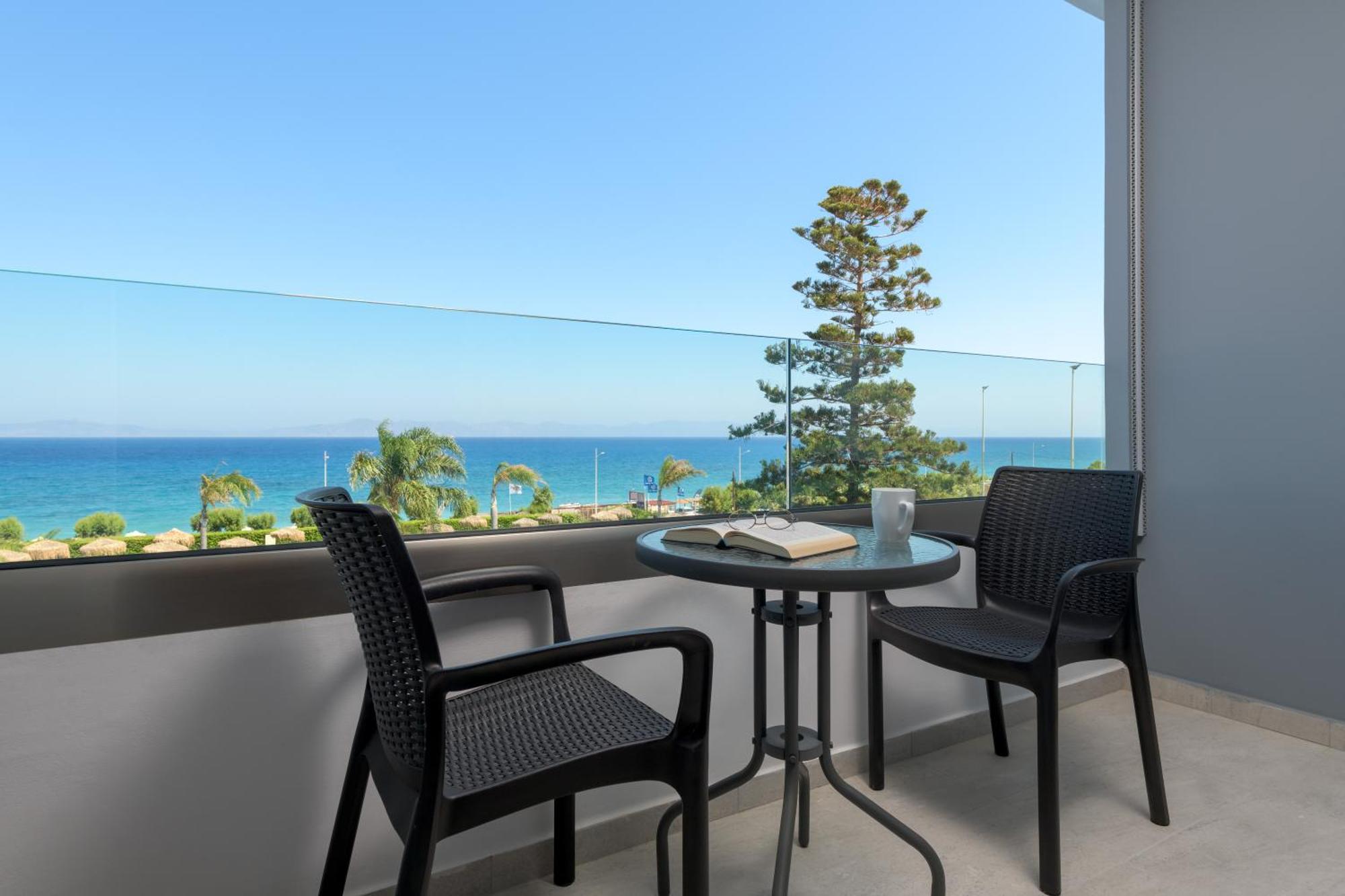 Superior Triple Room with Sea View