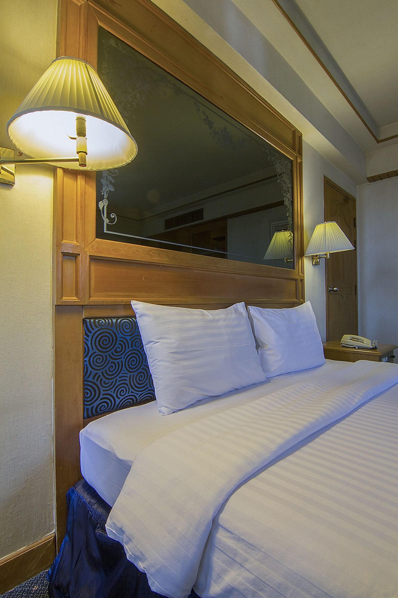 Deluxe Classic Room,1274099011:JPEG