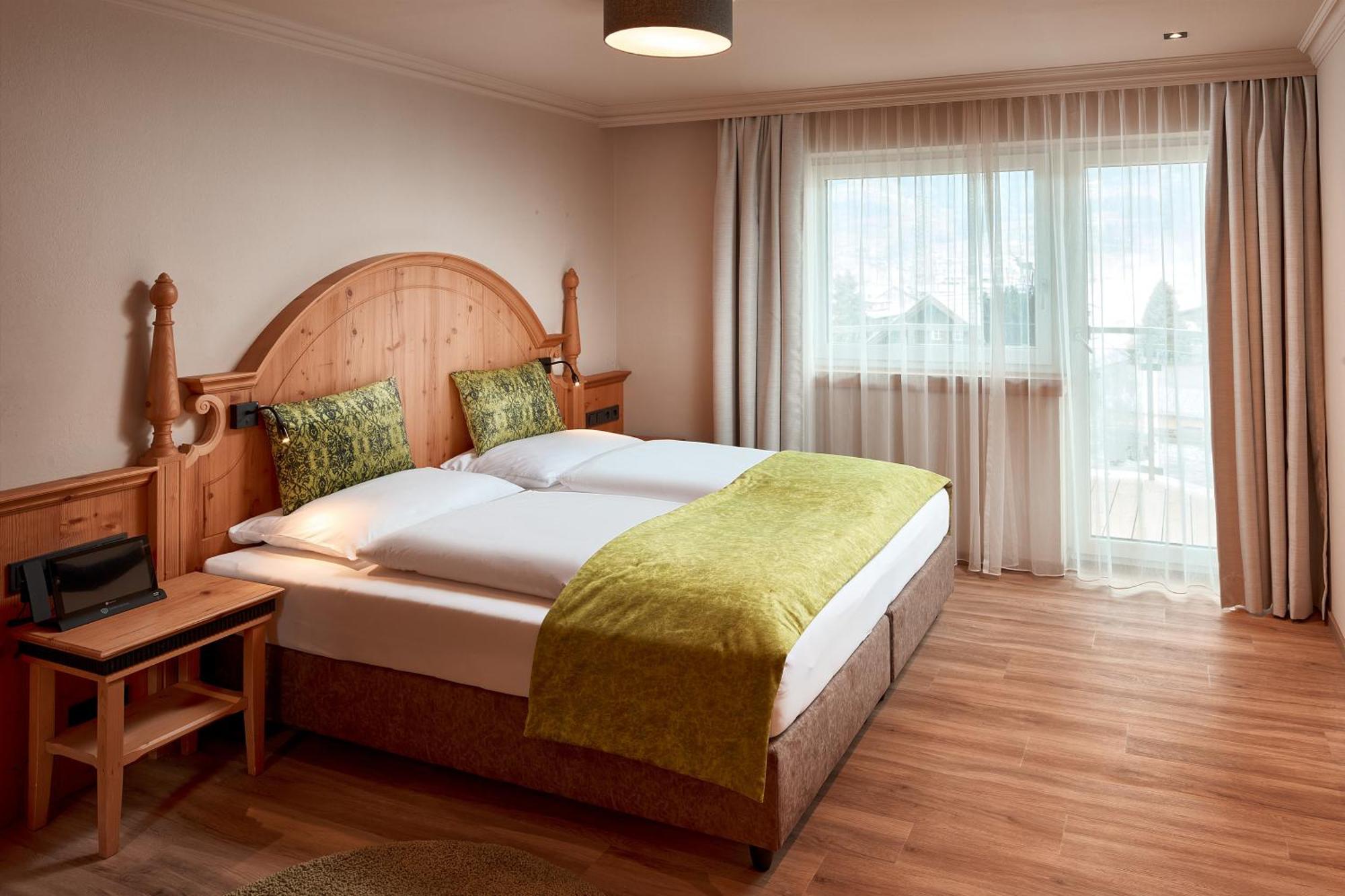 Double Room,1216802446:JPEG