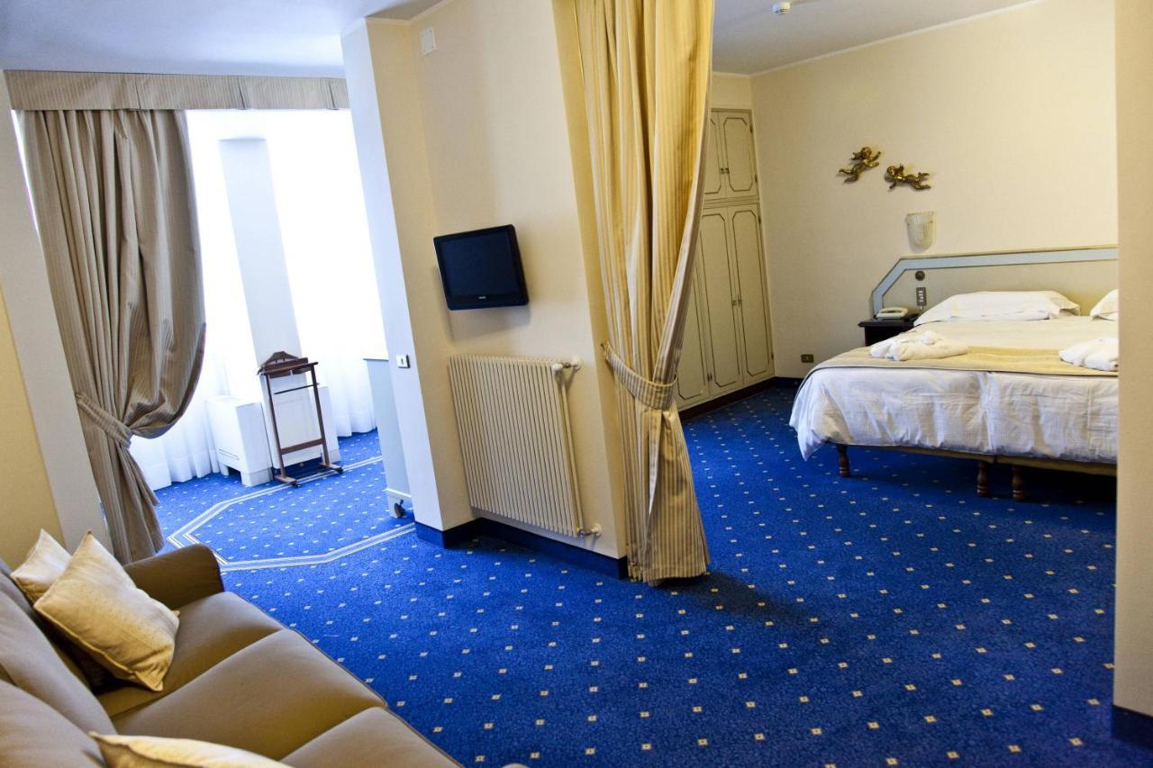 Double Room,1226153399:JPEG
