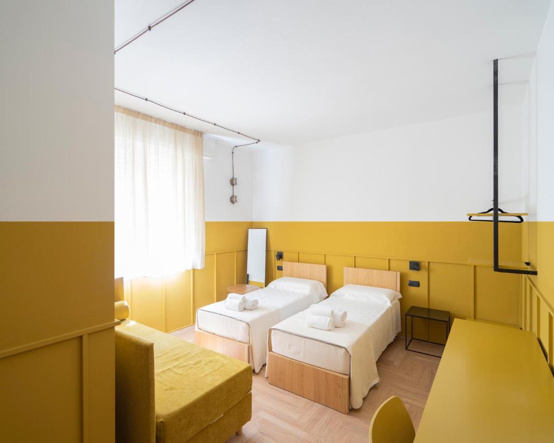 Twin Room,1576977668:JPEG
