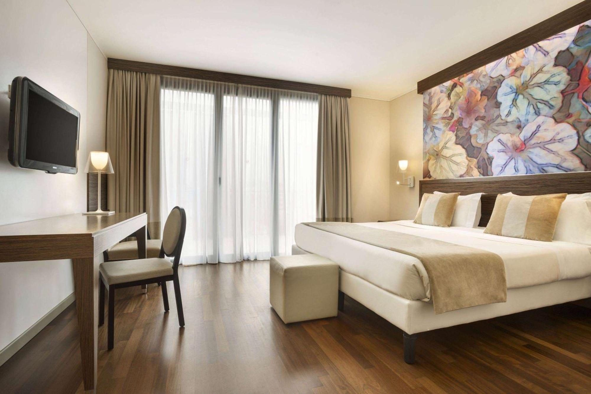 Standard Double Room,1274528596:JPEG