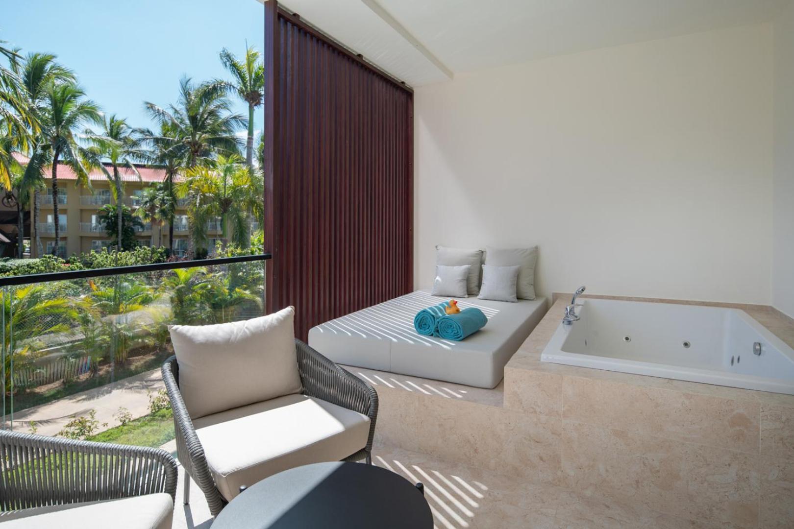 Suíte Júnior com 1 Cama King-Size e Vista do Jardim