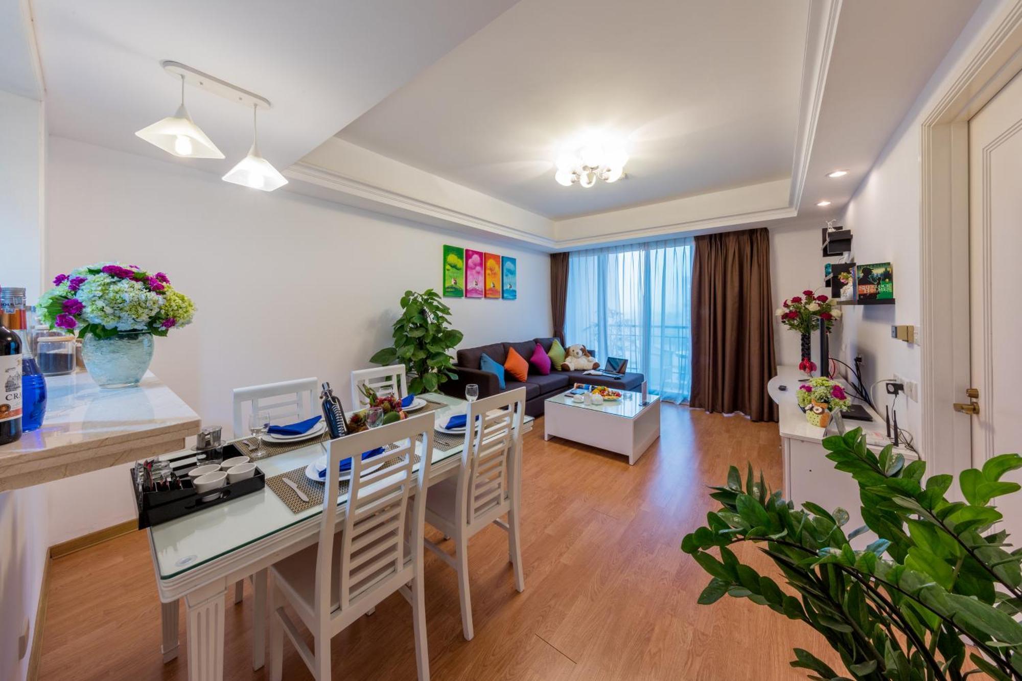 Two-Bedroom Apartment,1284910744:JPEG