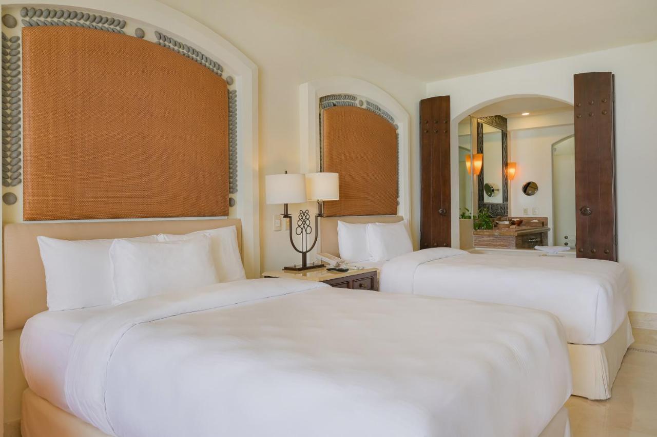 Junior Suite Oceanfront Double