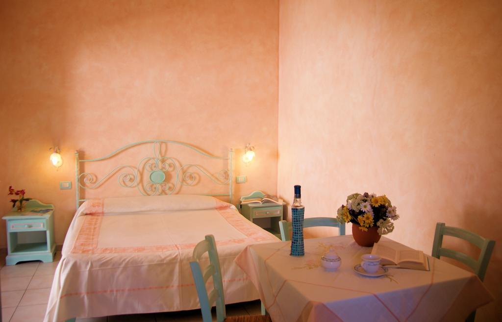 Studio with Balcony,142982574:JPEG