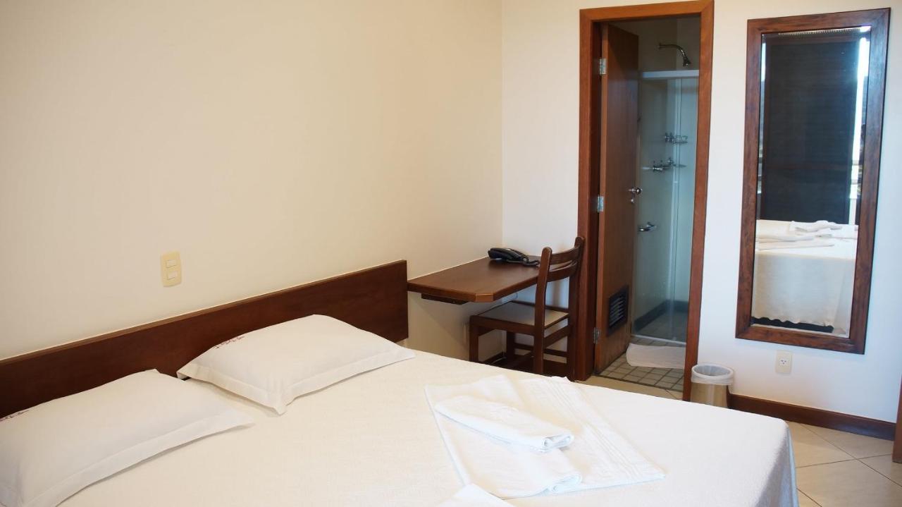 Quarto Triplo com Vista para a Montanha