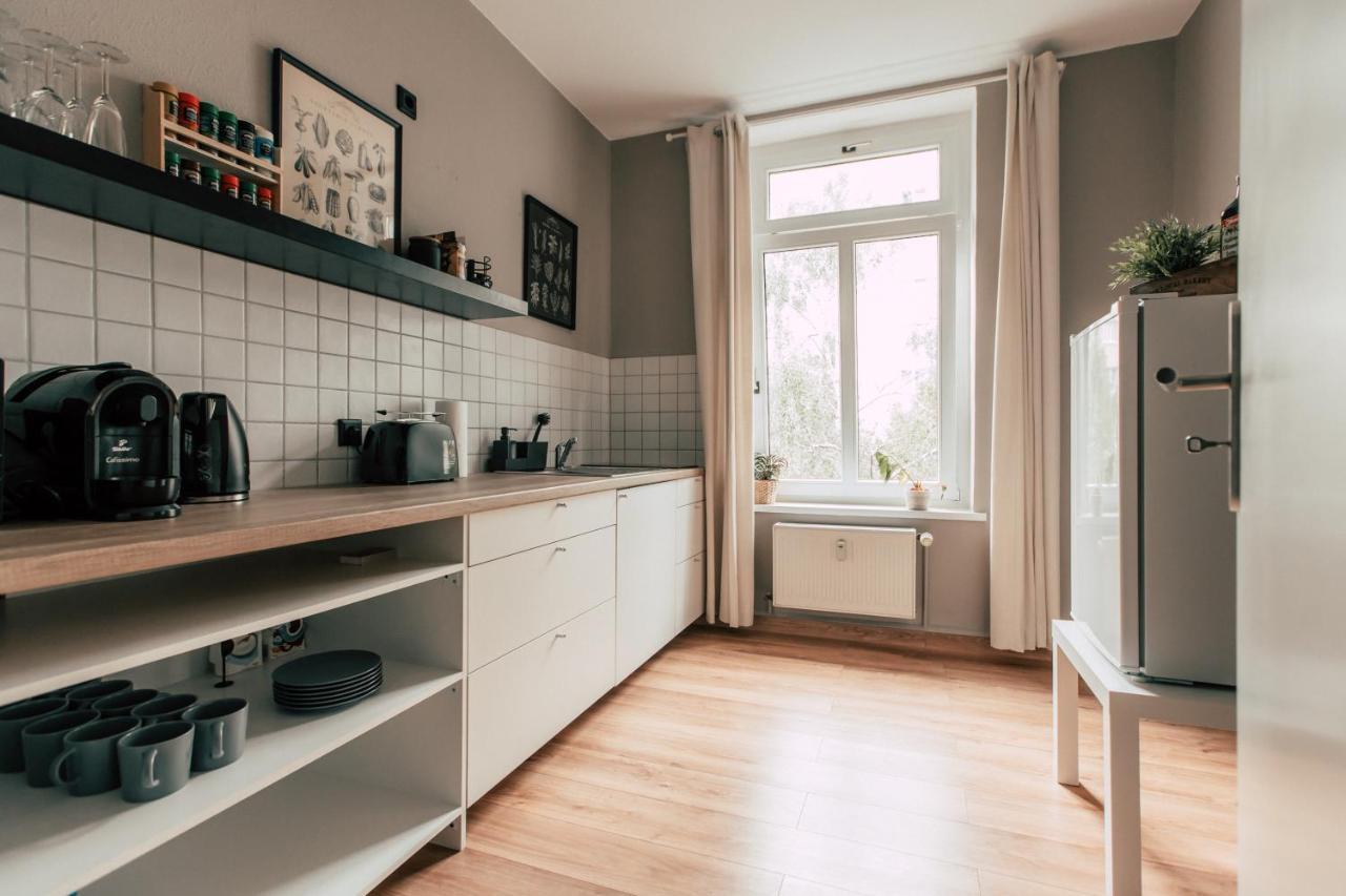 Two-Bedroom Apartment "Botanical" Kurt-Schumacher-Str 21