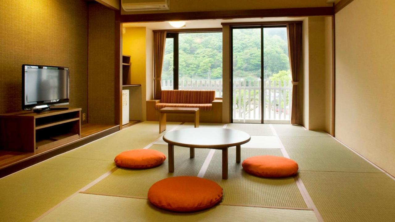Japanese-Style Room - Valley Side - Non-Smoking - Yurakukan