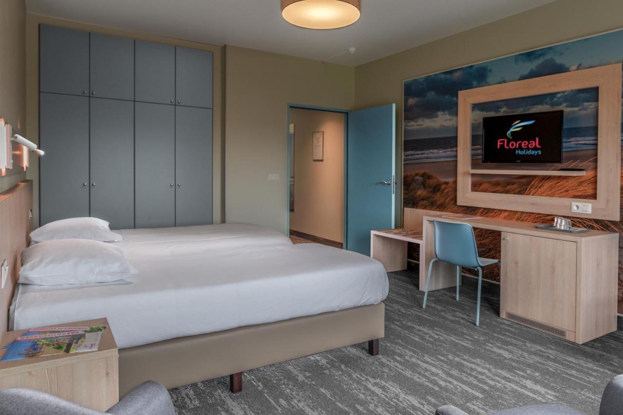 Twin Room,1383078626:JPEG