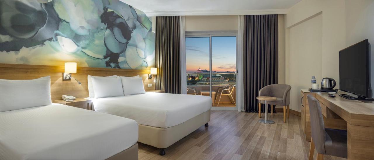 Superior Room,1527088981:JPEG