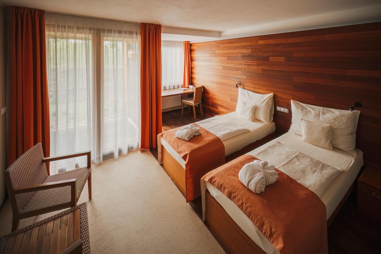 Superior Tweepersoonskamer met 2 Aparte Bedden en Gratis Toegang tot Wellness