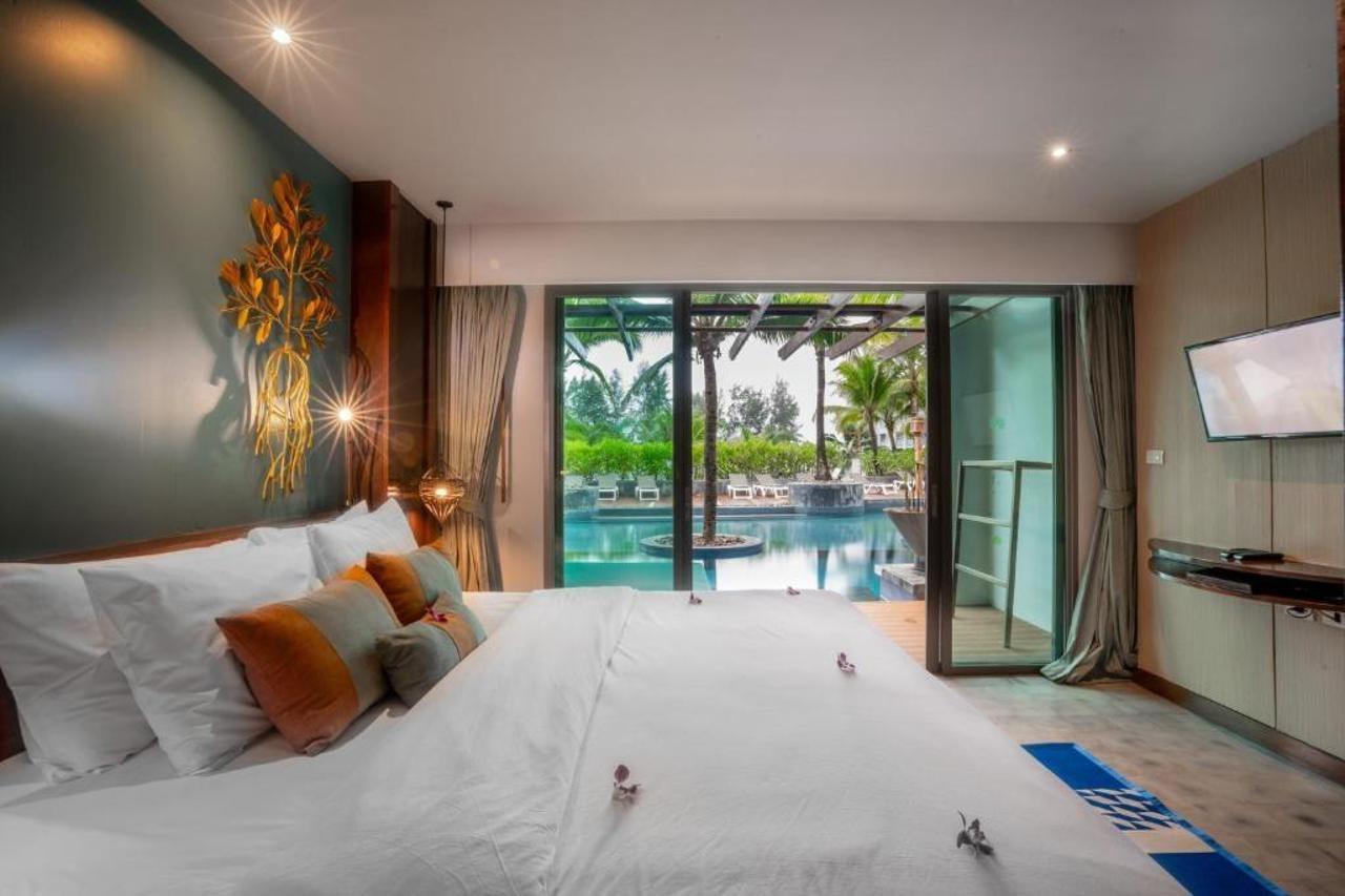Deluxe Suite with Pool Access,1589085684:JPEG