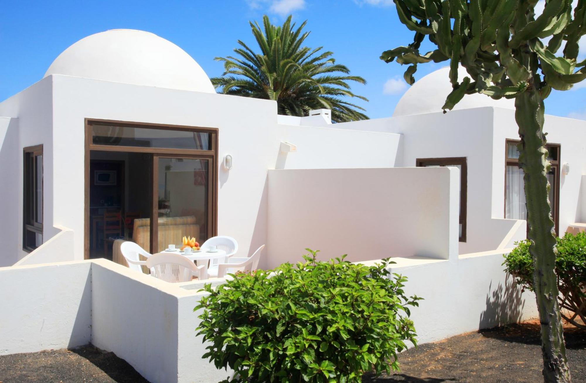 Bungalow mit 1 Schlafzimmer (2 Erwachsene + 3 Kinder)