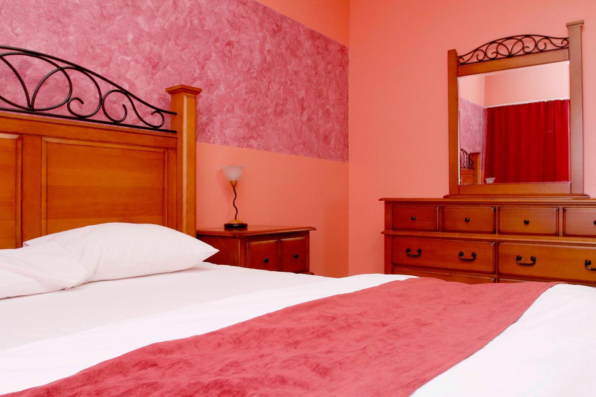 Single Room,1443106048:JPEG