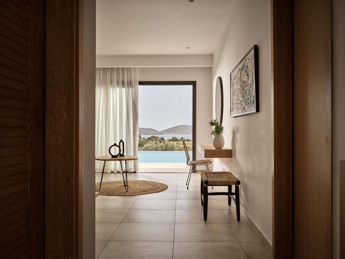 Connecting Family Suite Private Pool