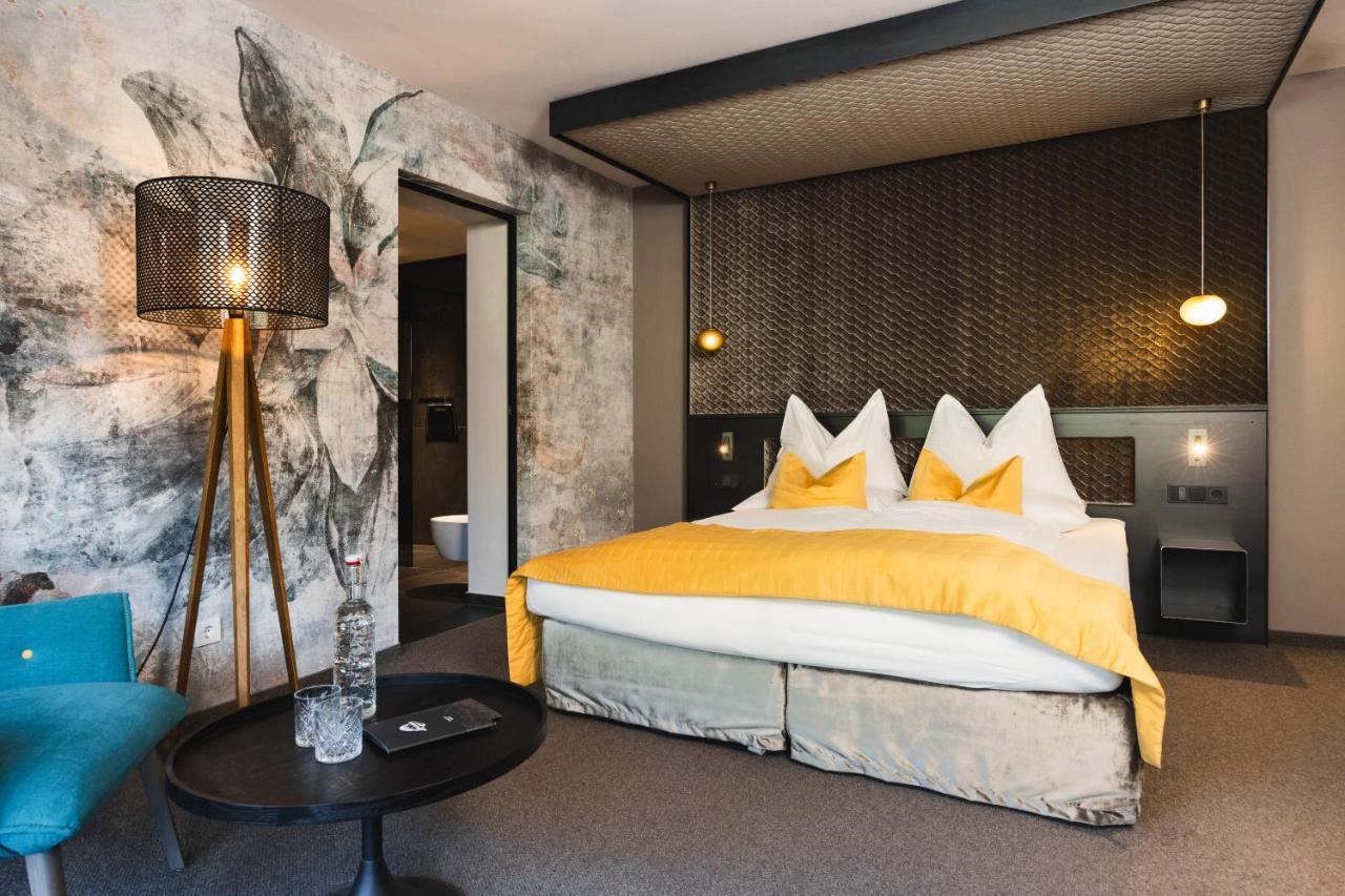 Deluxe Suite,1521908605:JPEG