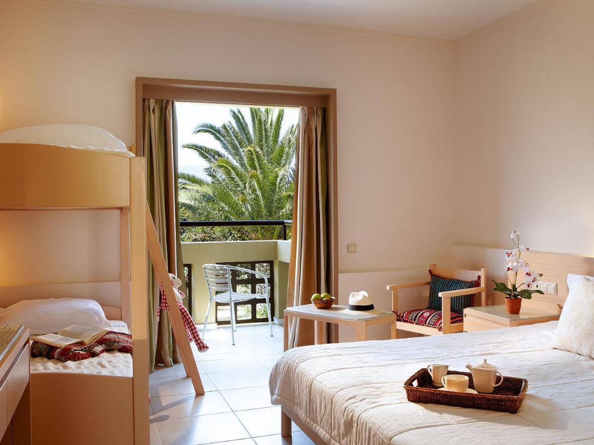 Chambre Familiale avec Balcon - Vue sur Jardin