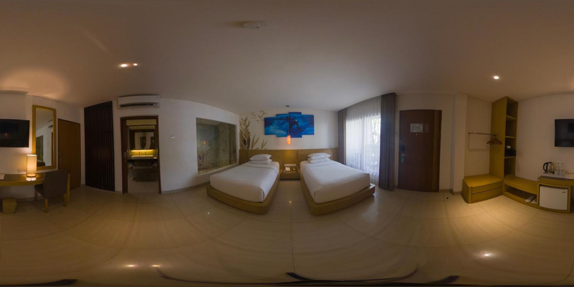 Grand Deluxe Twin Room