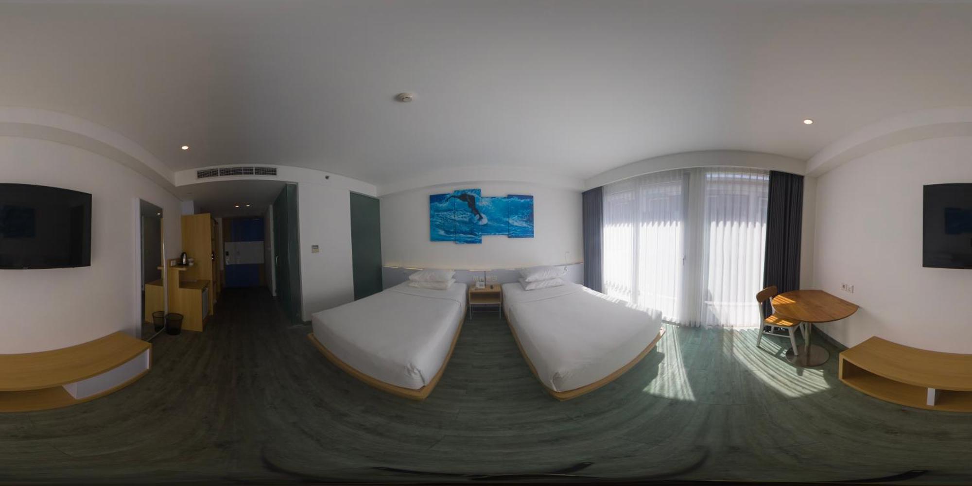 Premium Deluxe Twin Room