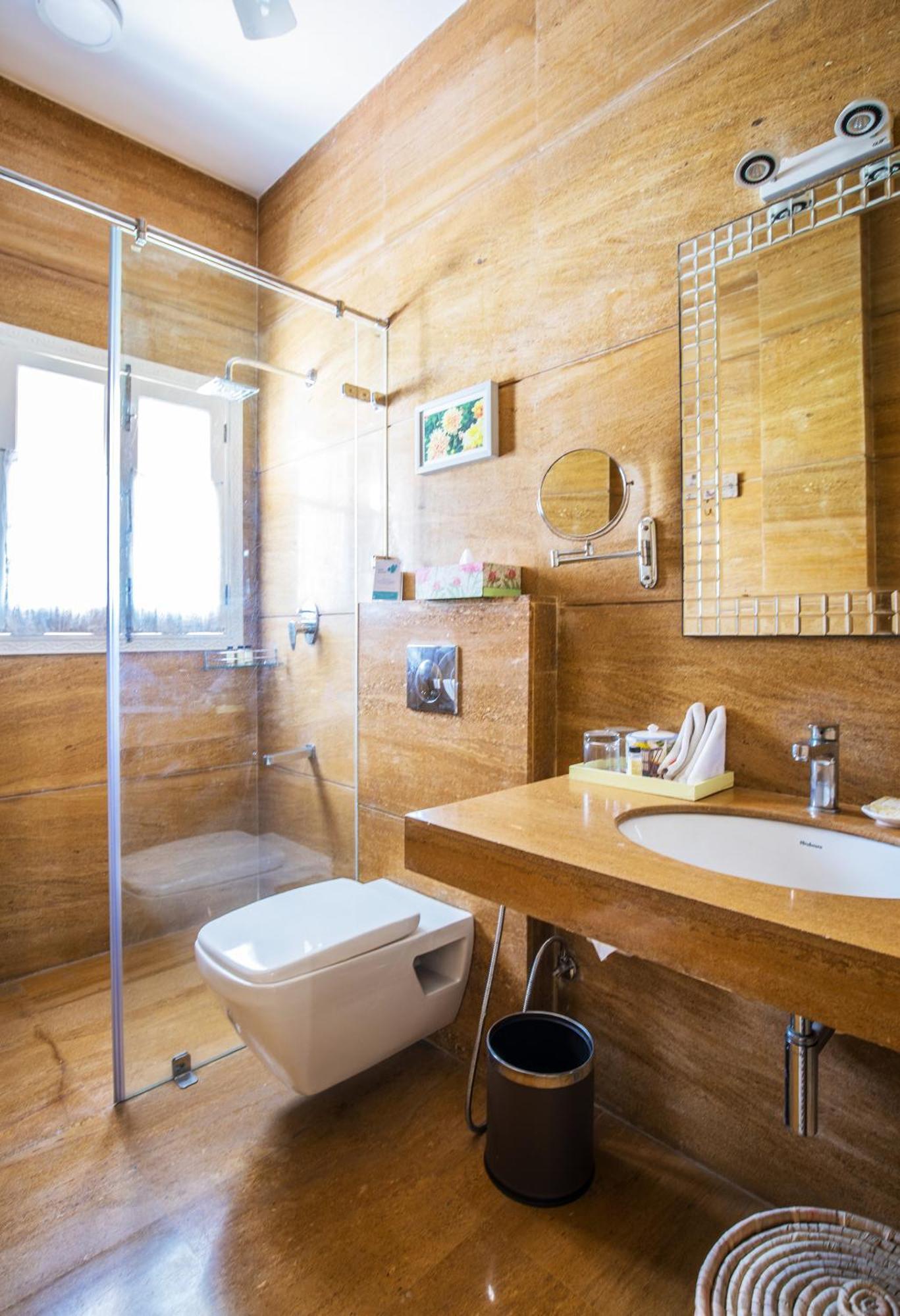 Sparrow's Nest|2+ 1BR