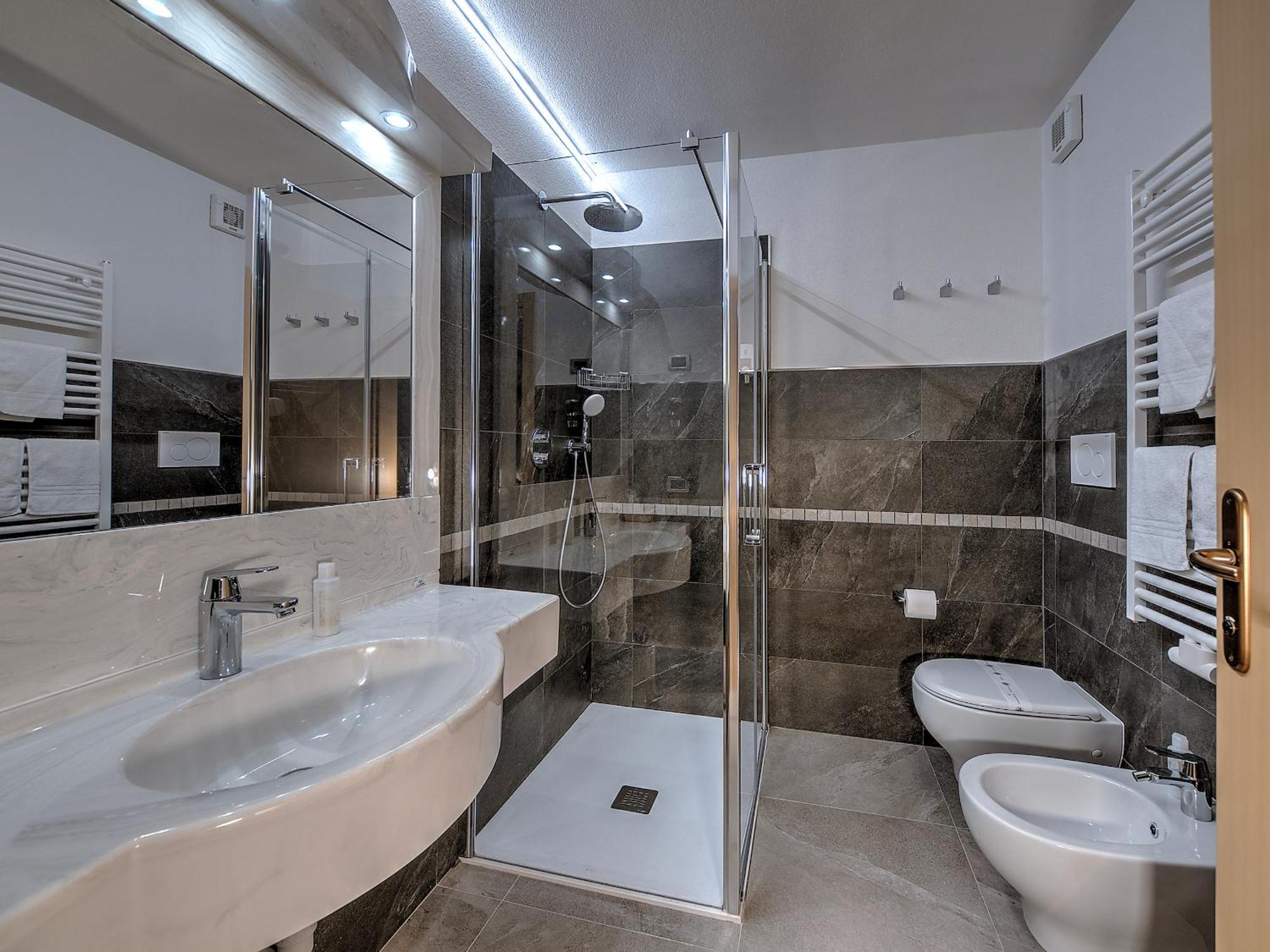 Double or Twin Room,1630882680:JPEG