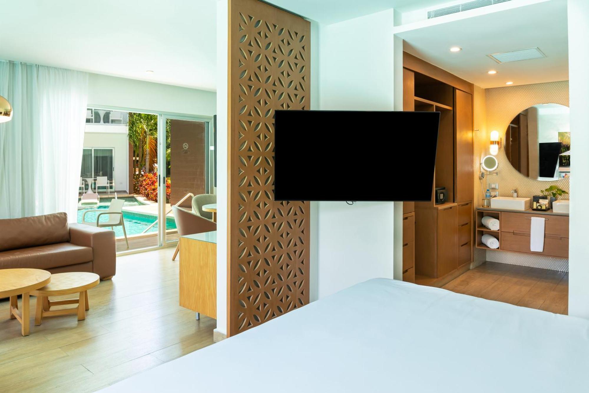 Suite con vistas a la piscina