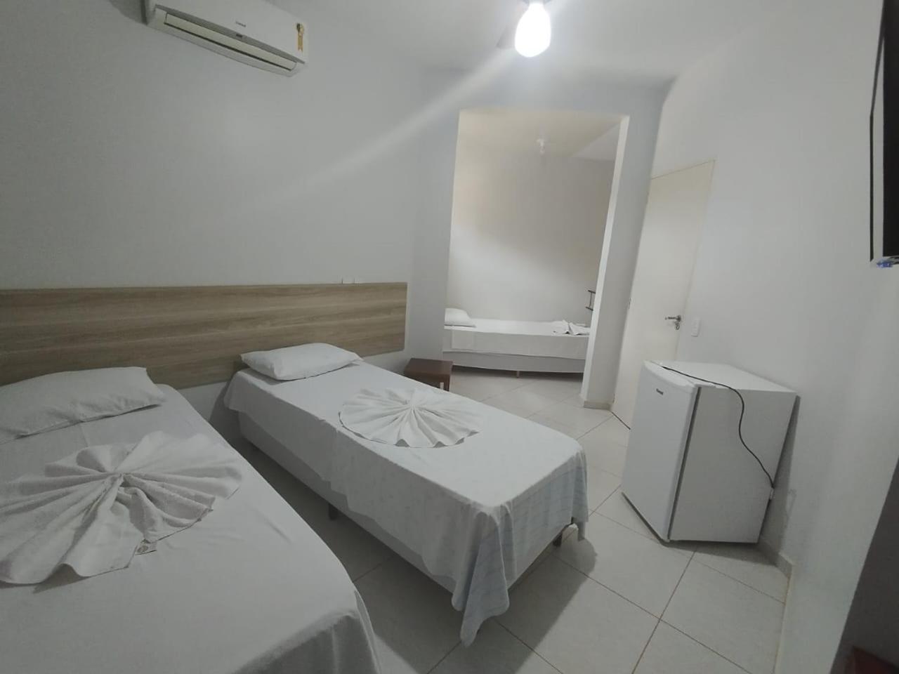 Quarto Triplo Básico