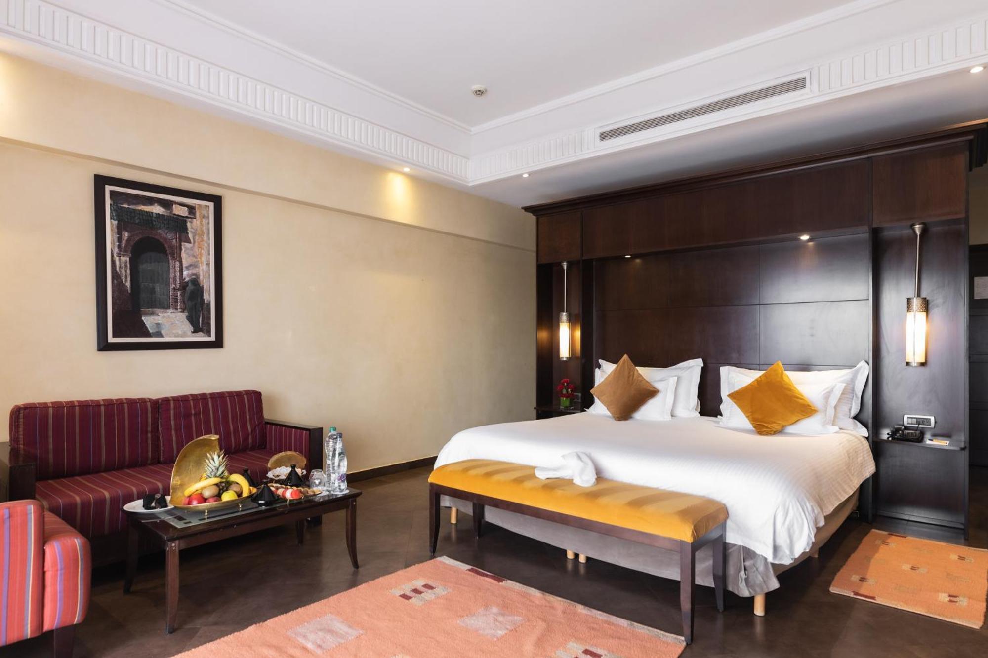 Premium Room King Size Bed Garden View,697073196:JPEG