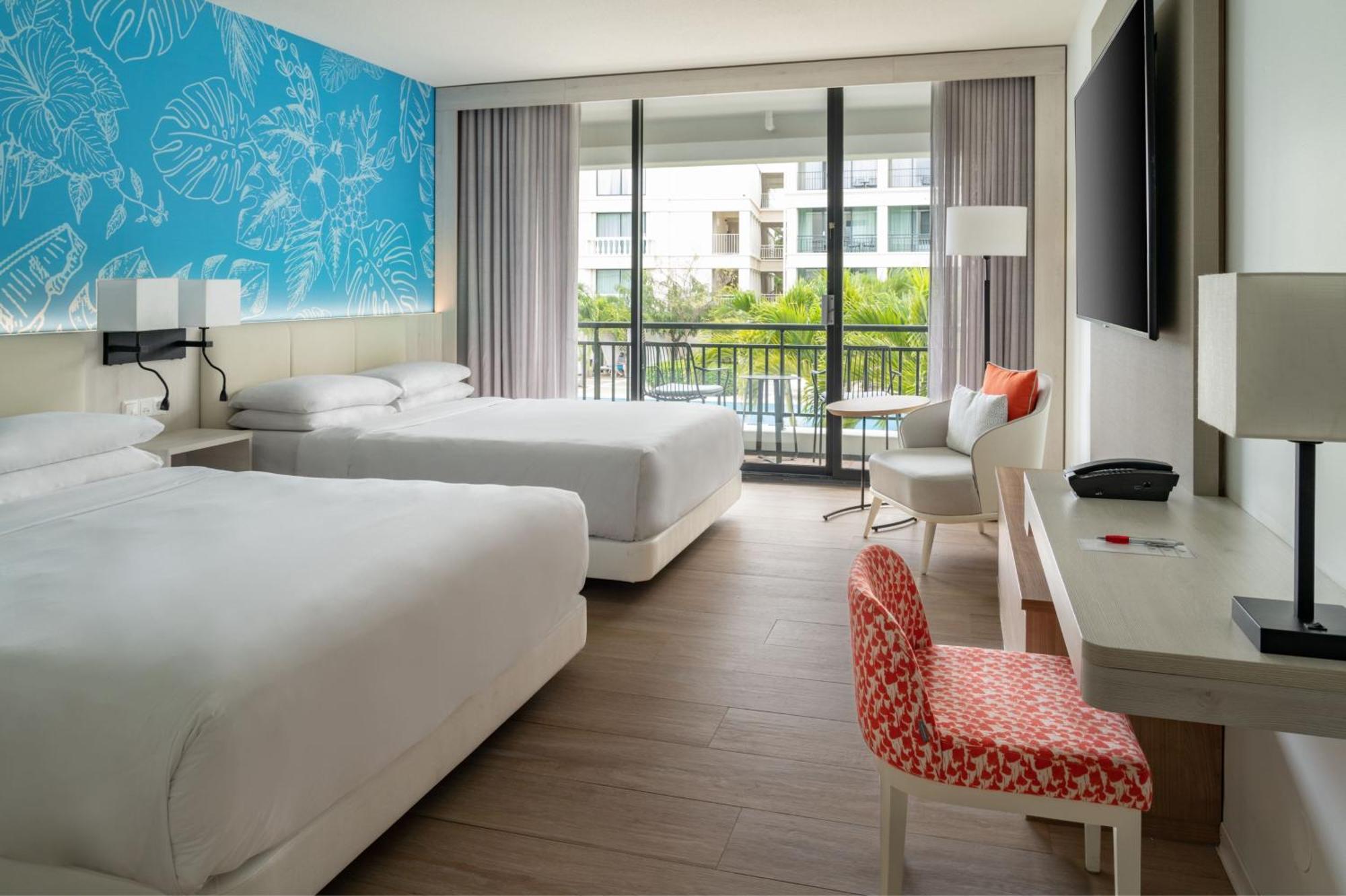 Partial Ocean view Queen bed