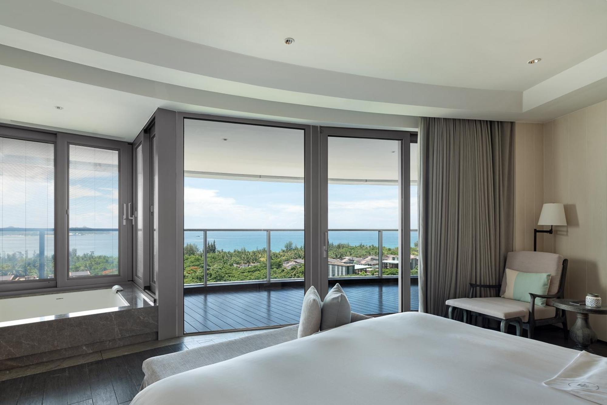 Ocean View Suite,1558471678:JPEG