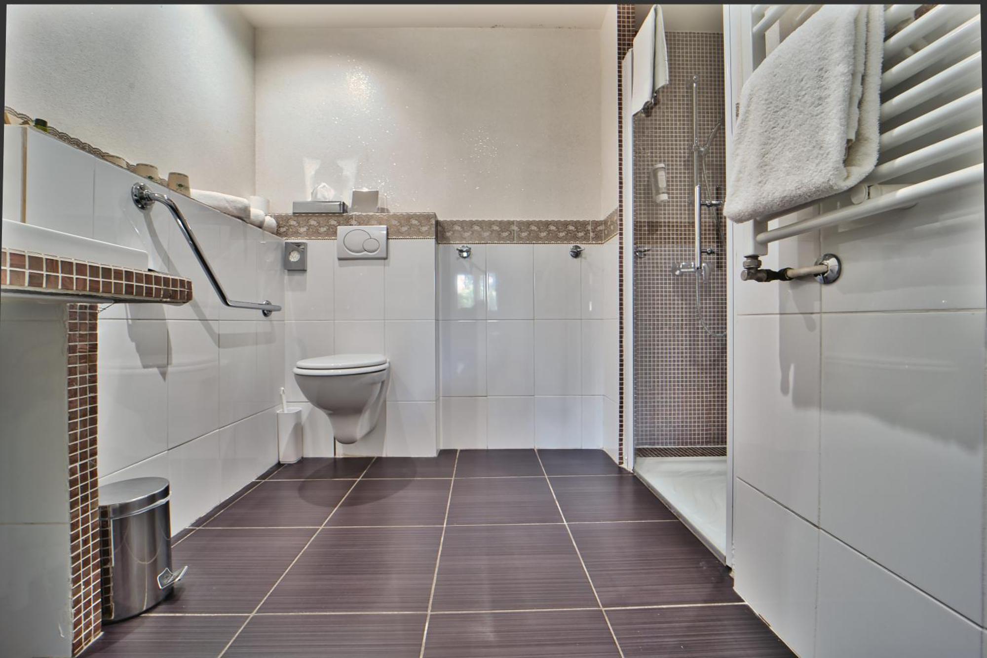 Classic Triple Room,1565548507:JPEG