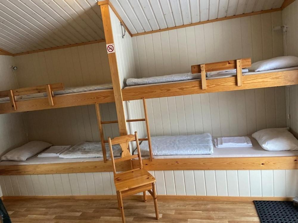 Cabin without bathroom