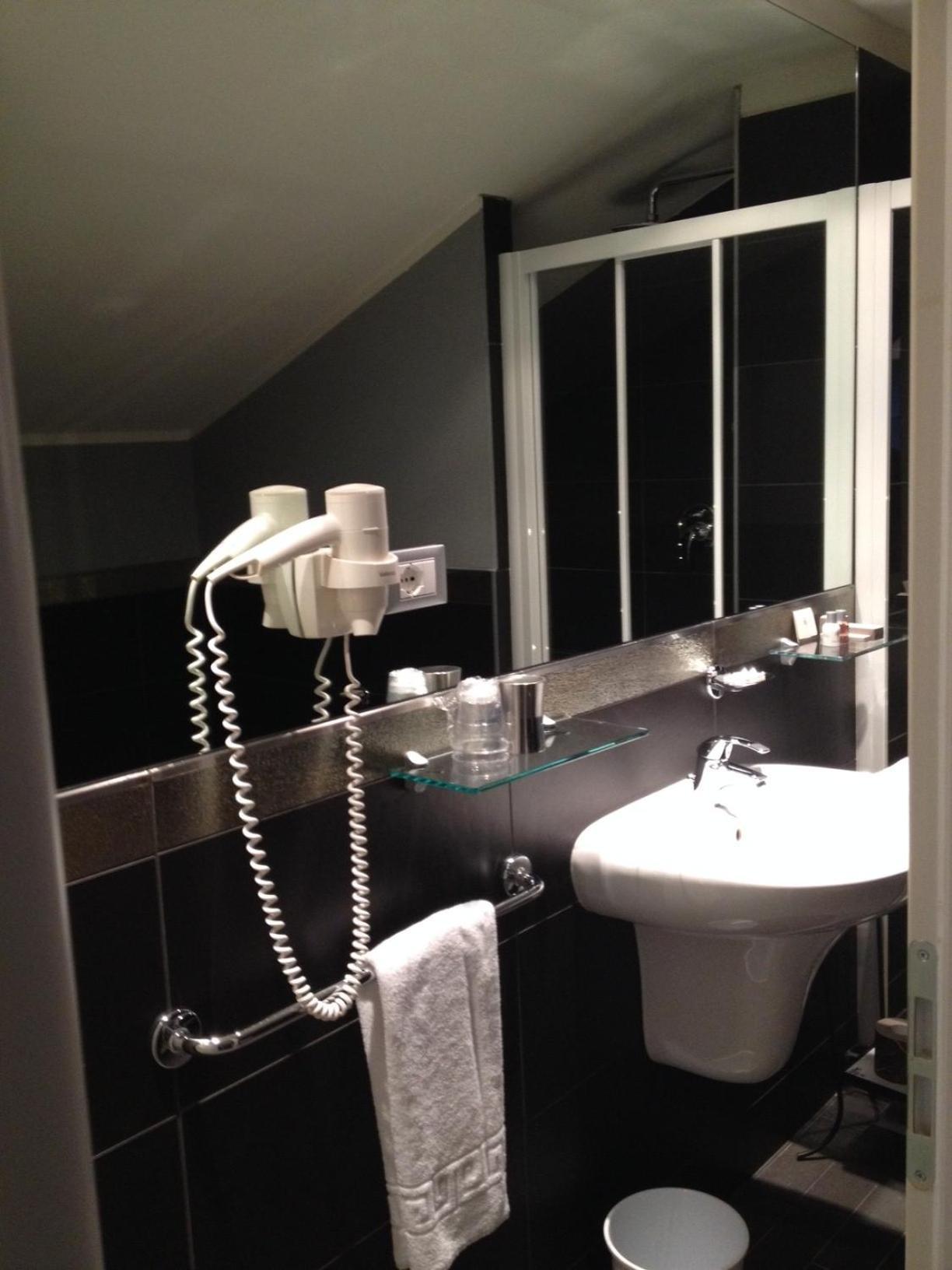 Comfort Single Room