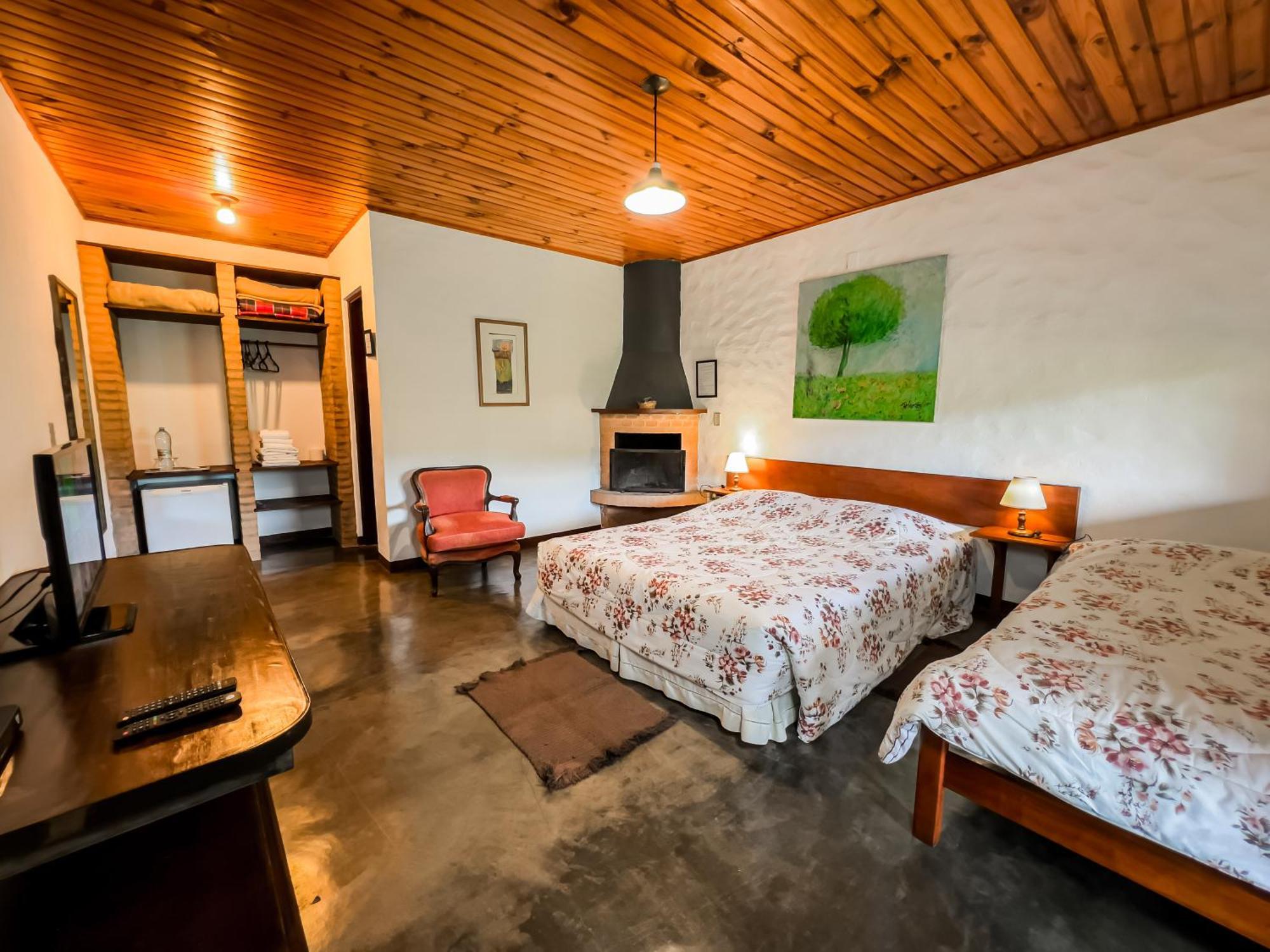 Deluxe Triple Room,1605381452:JPEG