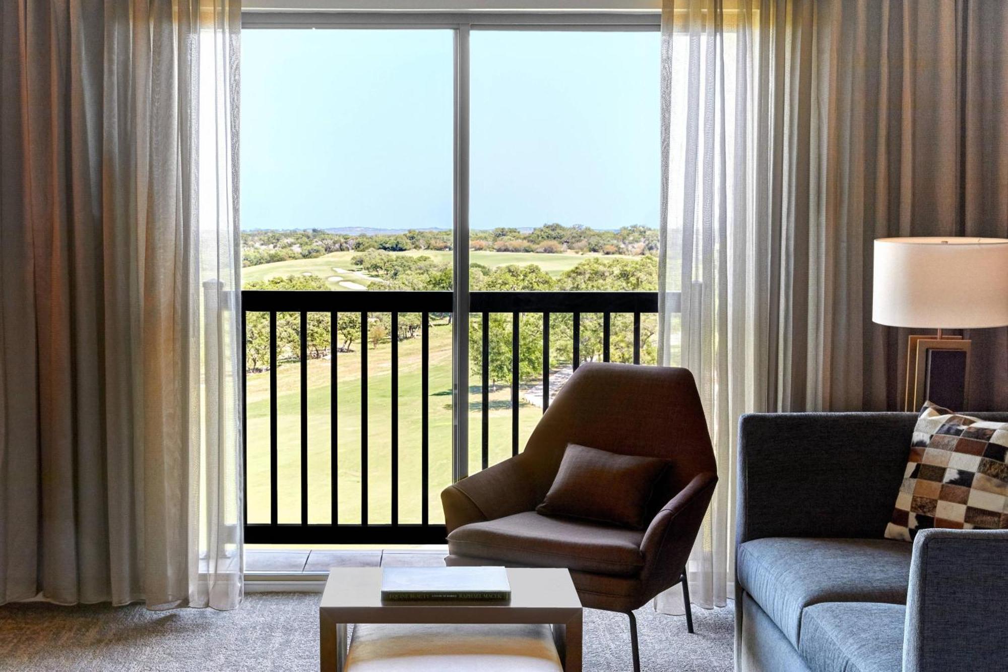 Queen Room with Two Queen Beds, Transfer Shower and Juliet Balcony - Mobility and Hearing Accessible