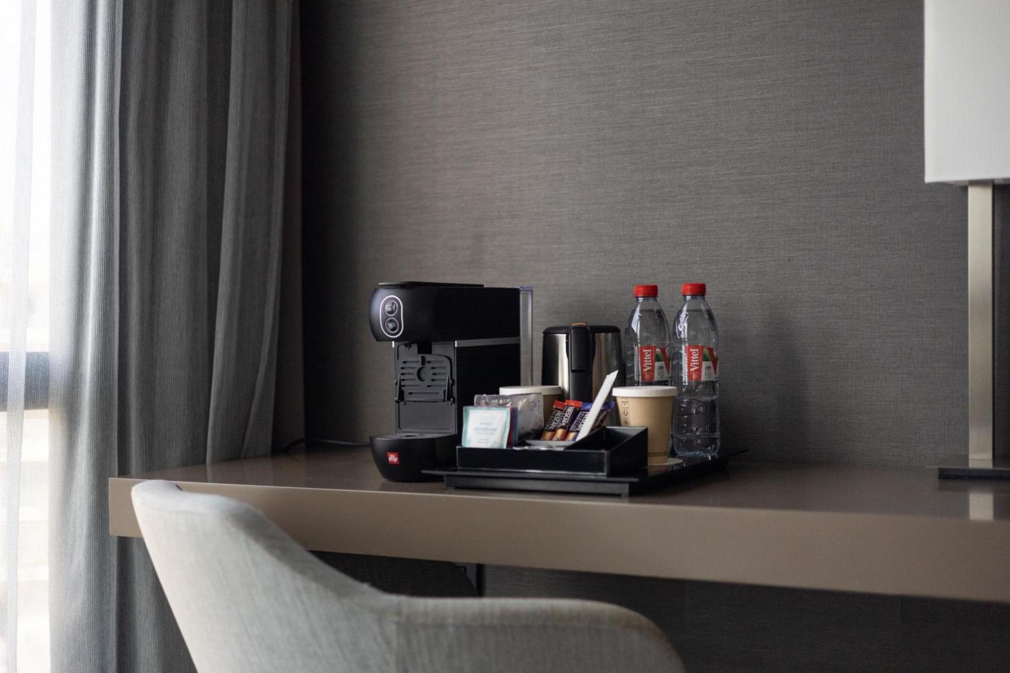 Superior Zimmer mit Kingsize-Bett und Gartenblick