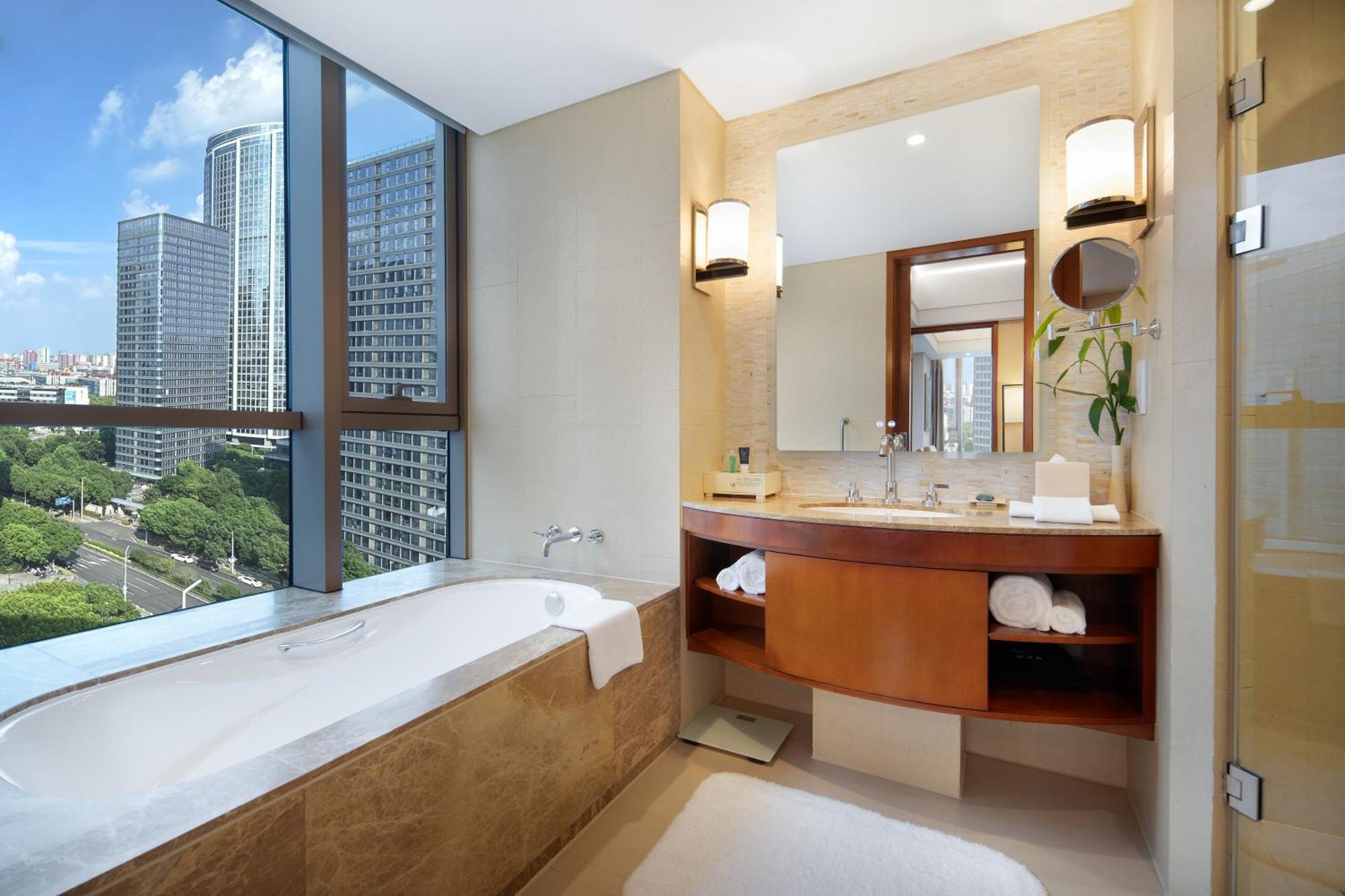 Deluxe Junior Suite