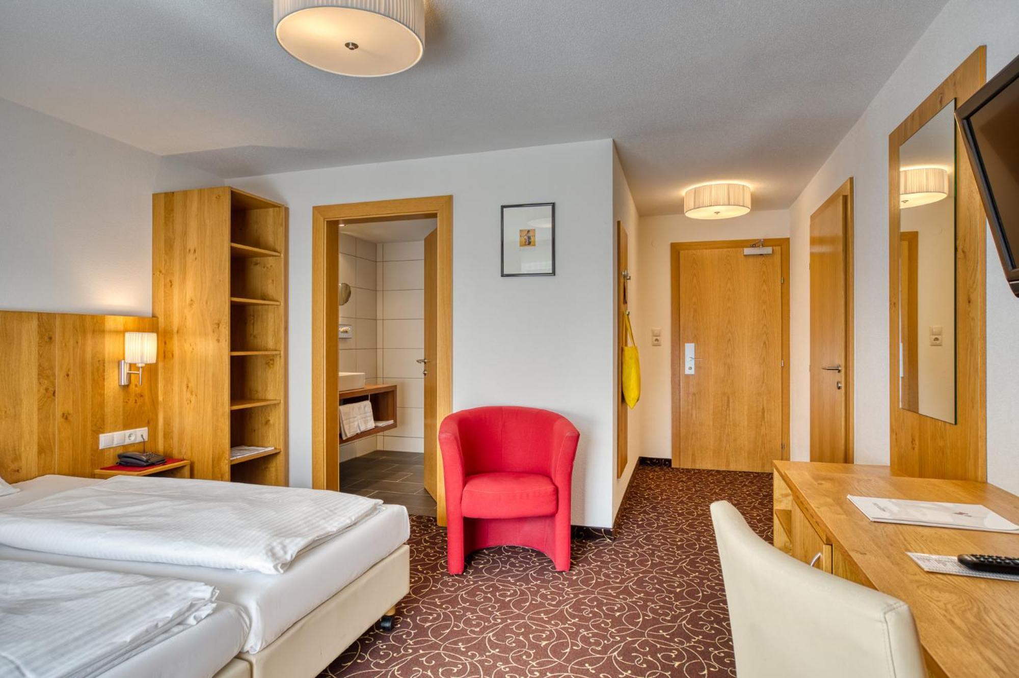 Double Room,1617842376:JPEG