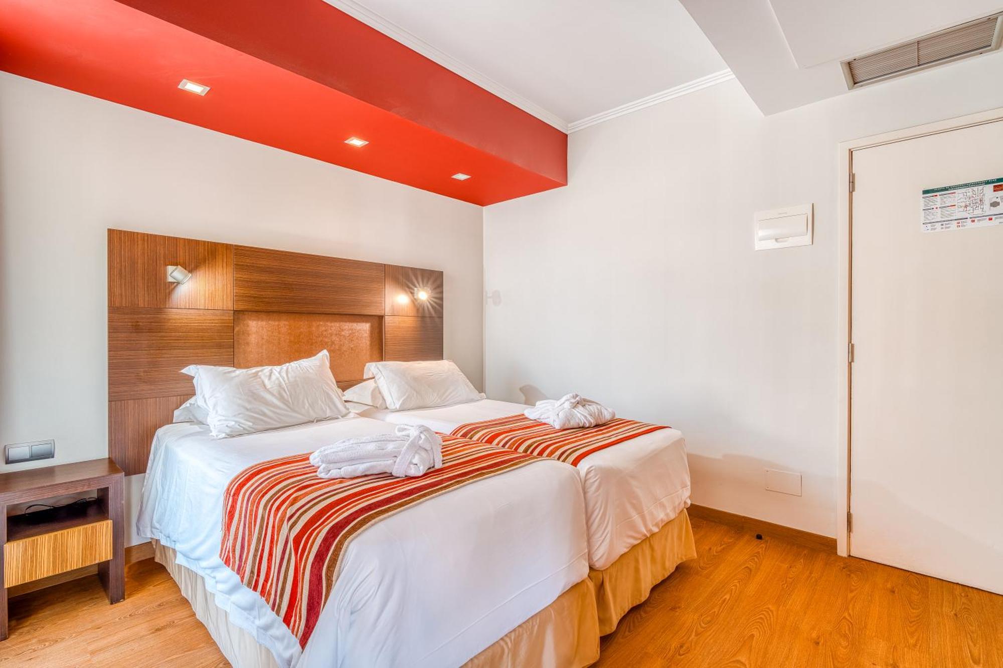 Standard Double or Twin Room with Garden View,1619167650:JPEG