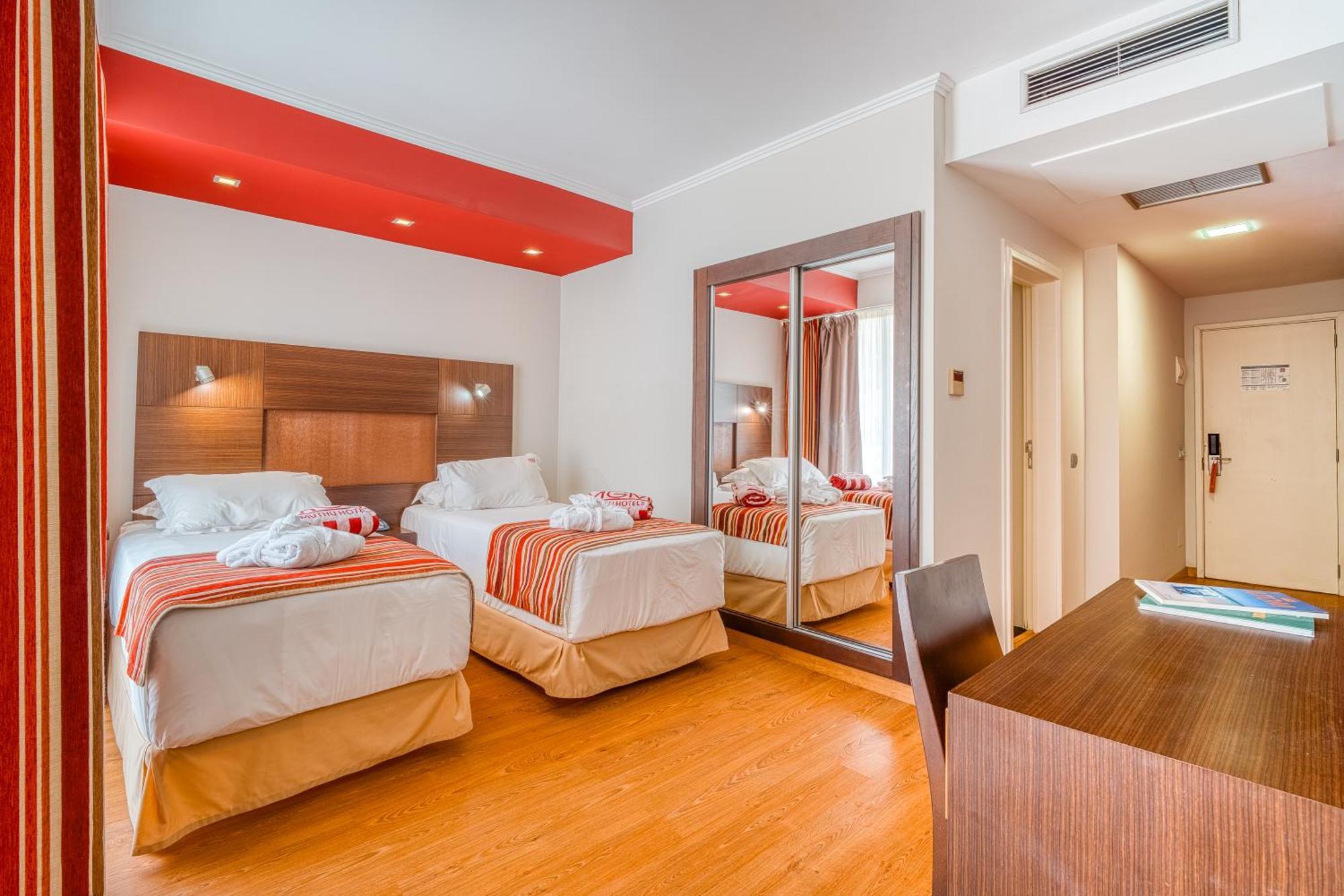 Superior Double or Twin Room with Mountain View,1619167664:JPEG