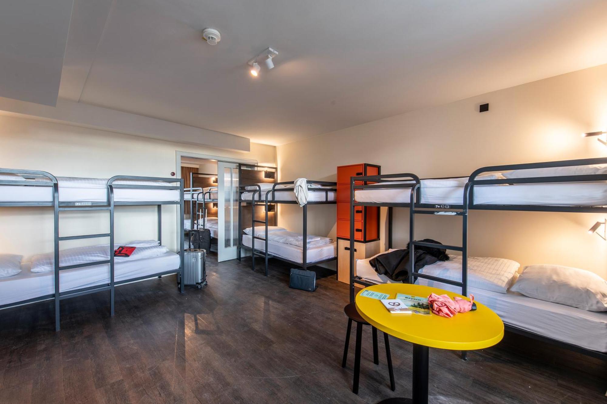 Bed in 10-Bed Mixed Dormitory Room